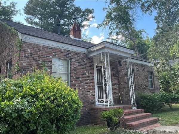 1203 Hillsboro Street, Fayetteville, NC 28301