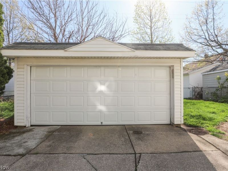 2075 Lewis Drive , Lakewood, OH 44107 Photo 33