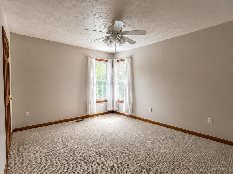 144 Vaughn Avenue, Hillsboro, OH 45133 Photo 10