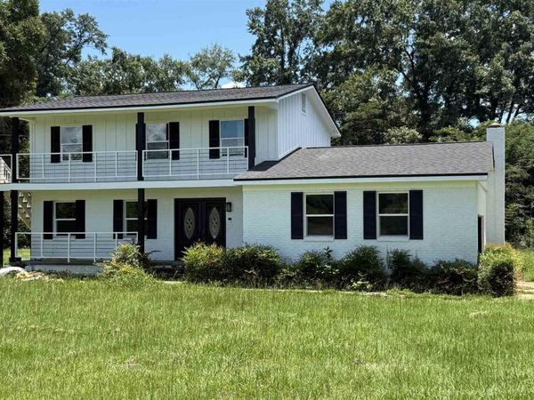 13072 Chumuckla Hwy, Jay, FL 32565