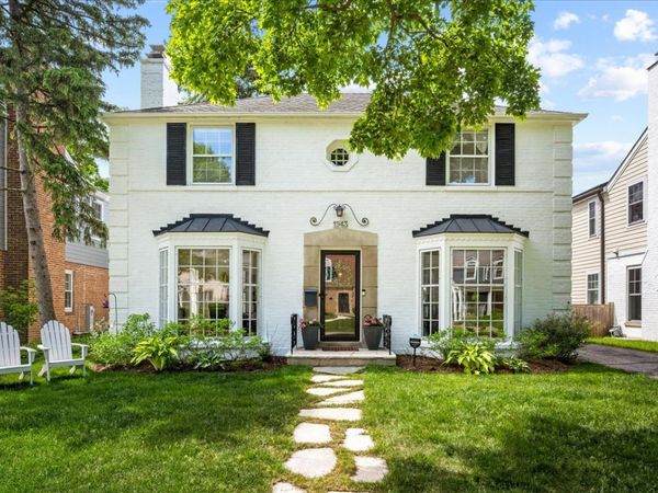 1943 Greenwood Avenue , Wilmette, IL 60091