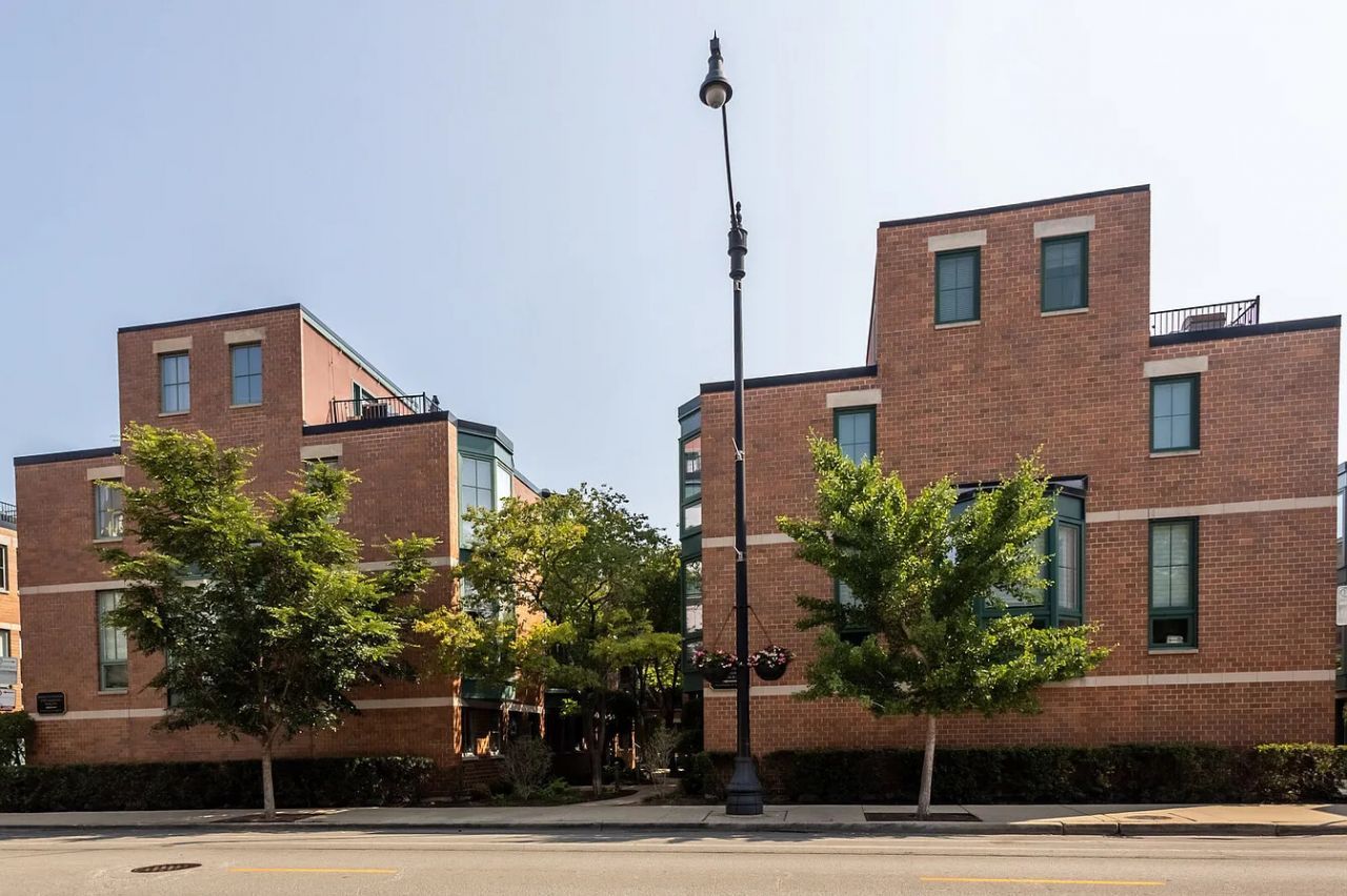 2707 N Lincoln Avenue, Unit R, Chicago, IL 60614 Main Photo