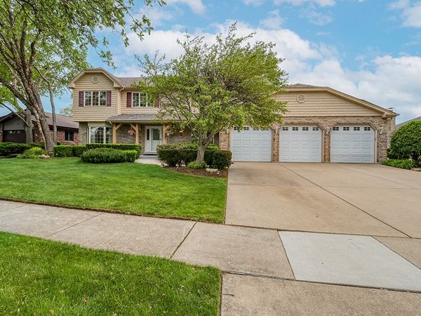 8320 Cloverview Drive , Tinley Park, IL 60477