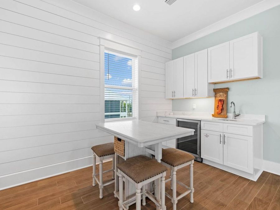Property Image 100