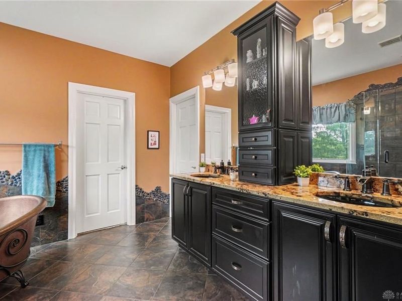 2785 Ashton Drive, Turtlecreek Township, OH 45036 Photo 7