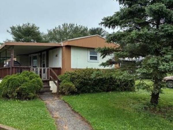 69 ALANA DRIVE, YORK, PA 17402