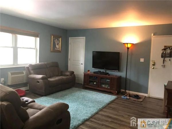 289 Main Street, Spotswood, NJ 08884