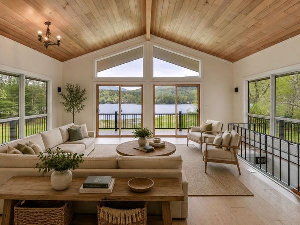 775 East Lake Road, Ludlow, VT 05149