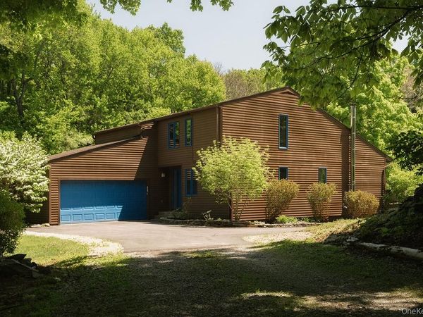 78 Rymph Road, Staatsburg, NY 12580