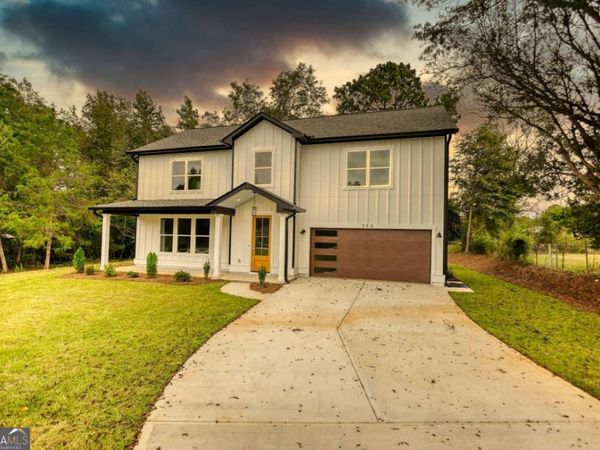 155 Skyland Drive E, Locust Grove, GA 30248