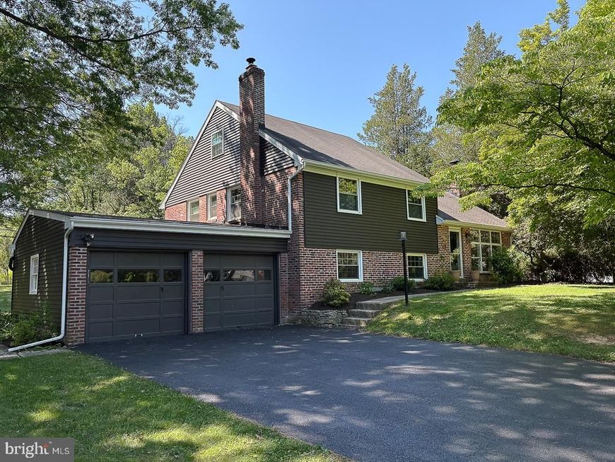 675 Wallace Drive, Wayne, PA 19087 Main Photo