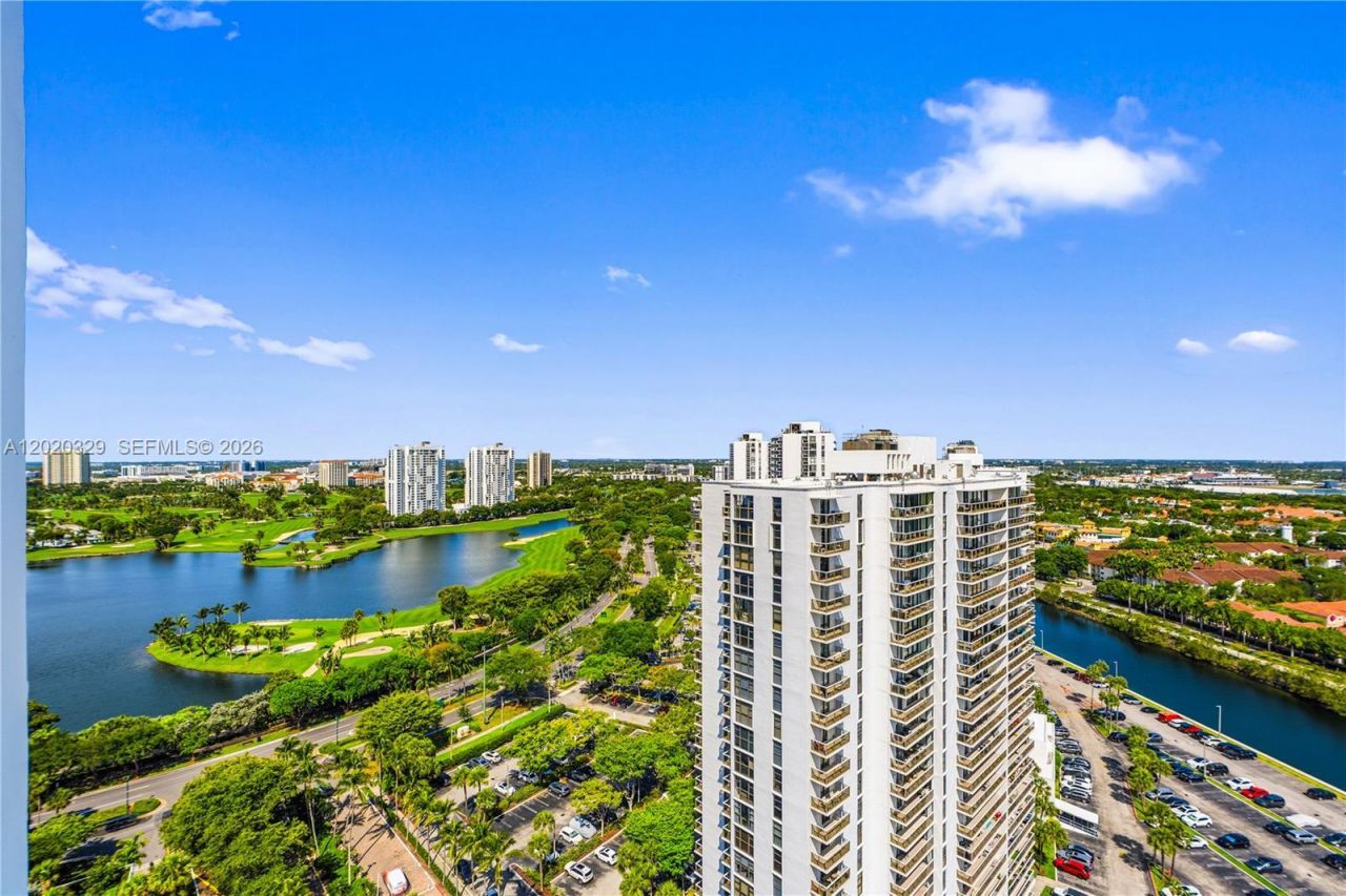 20281 E Country Club Dr , Unit 2101, Aventura, FL 33180 Photo