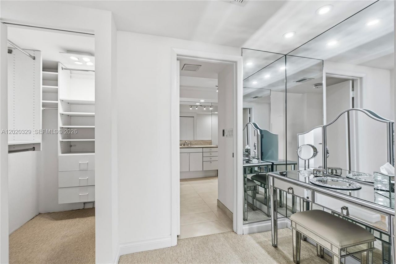 20281 E Country Club Dr, Unit 2101, Aventura, FL 33180 Photo