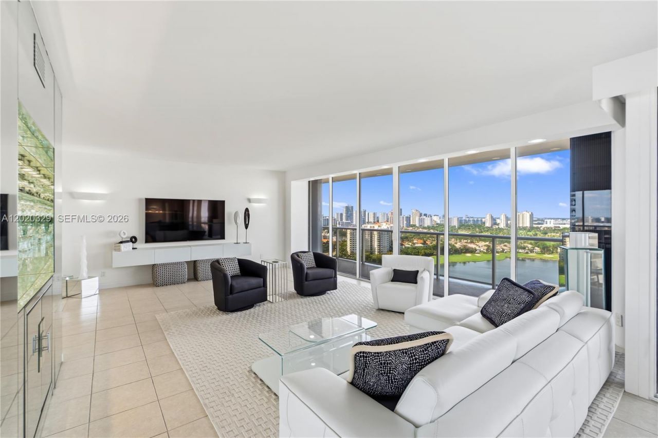 20281 E Country Club Dr, Unit 2101, Aventura, FL 33180 Photo
