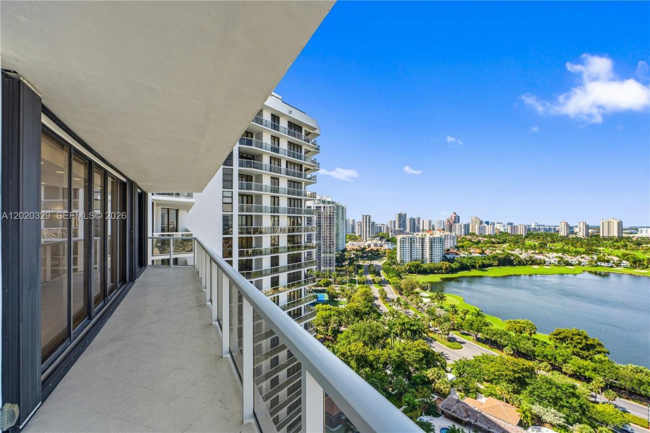 20281 E Country Club Dr, Unit 2101, Aventura, FL 33180 Photo