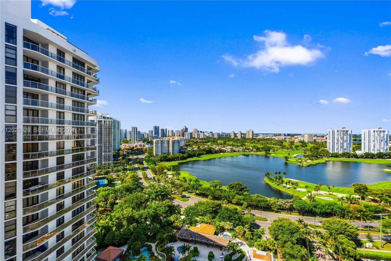 20281 E Country Club Dr, Unit 2101, Aventura, FL 33180 Photo