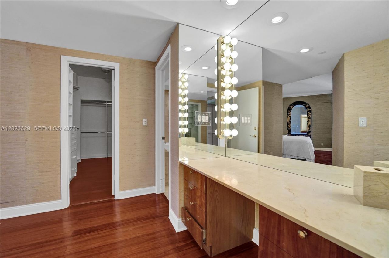 20281 E Country Club Dr, Unit 2101, Aventura, FL 33180 Photo