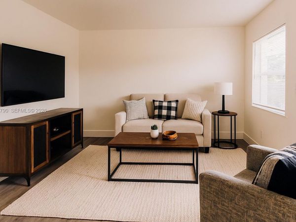 2150 NW 24th St , Unit 2, Miami, FL 33142