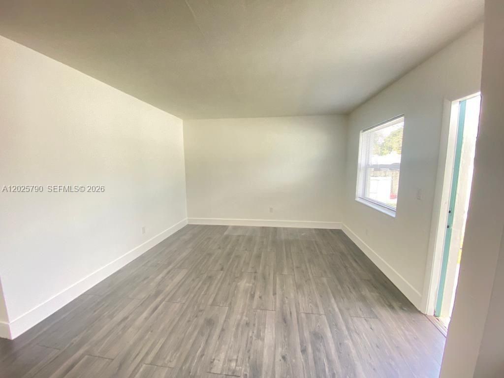 2150 NW 24th St , Unit 2, Miami, FL 33142 Photo