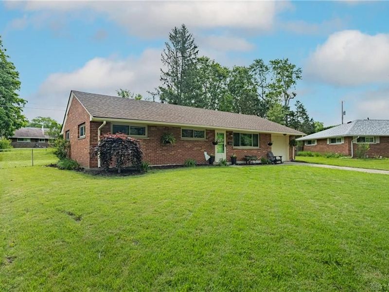 1572 Lanbury Drive, Kettering, OH 45439 Photo 21