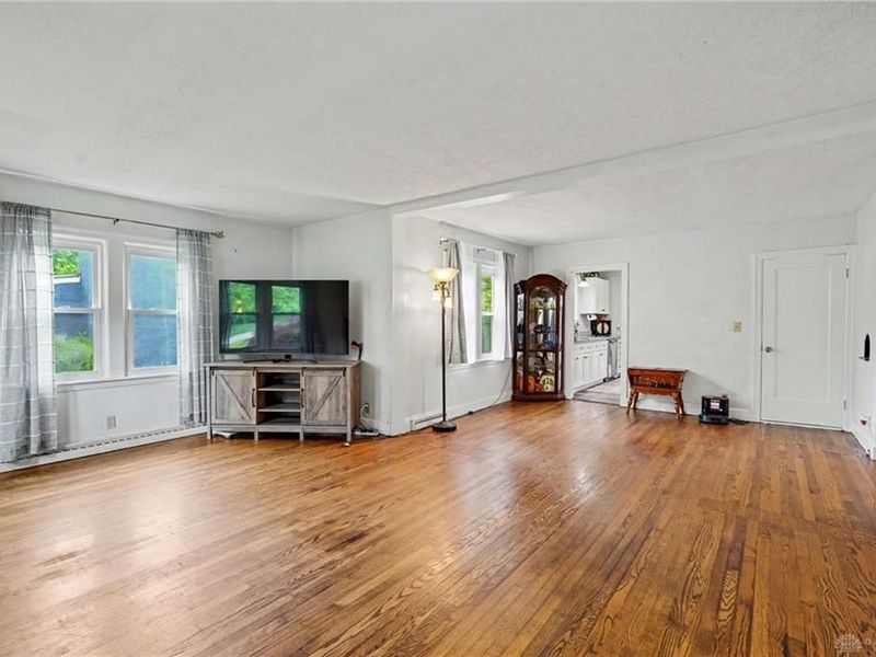 115 W Possum Road, Springfield, OH 45506 Photo 8