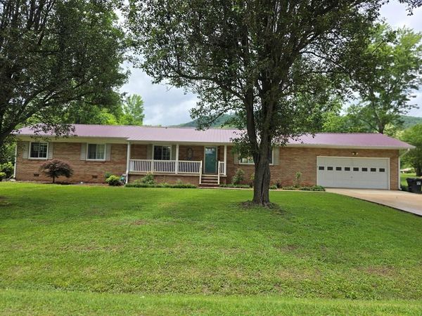 191 1st Avenue, Dunlap, TN 37327