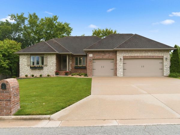 3906 E Eastmoor Street , Springfield, MO 65809
