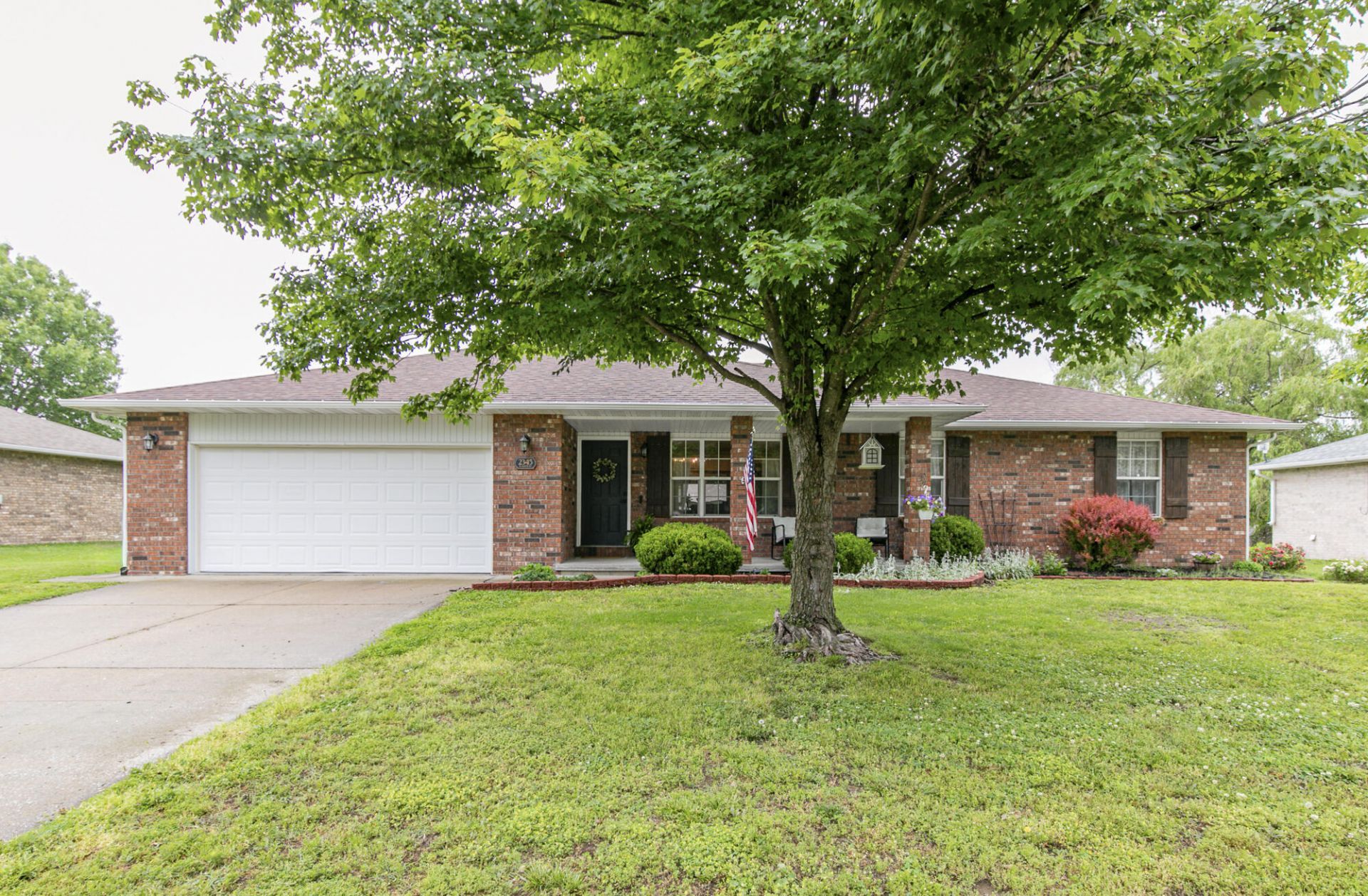 2345 W South Street, Bolivar, MO 65613 Main Photo