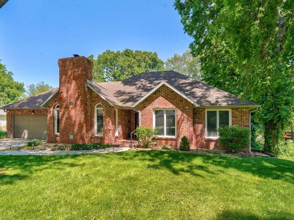 2157 E Cherryvale Street , Springfield, MO 65804