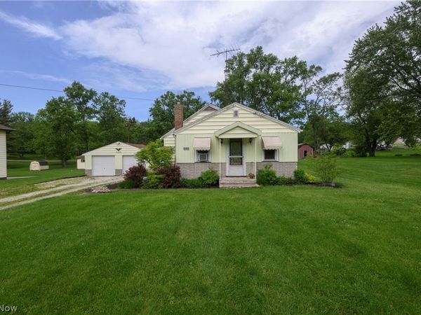 5185 Richville Drive SW, Navarre, OH 44662