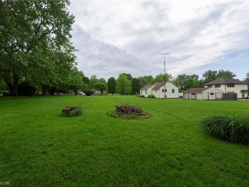 5185 Richville Drive SW, Navarre, OH 44662 Photo 17