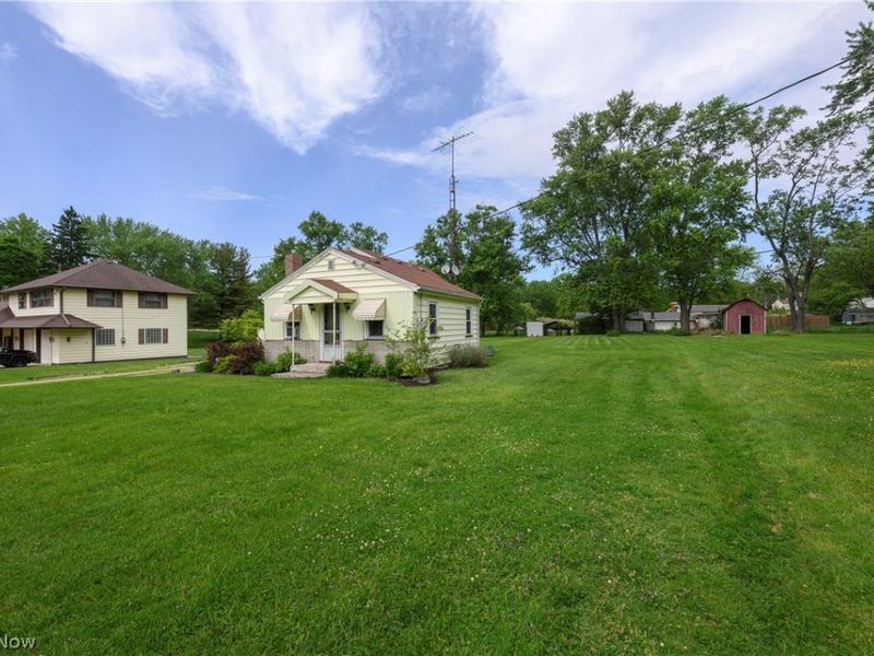 5185 Richville Drive SW, Navarre, OH 44662 Photo 4