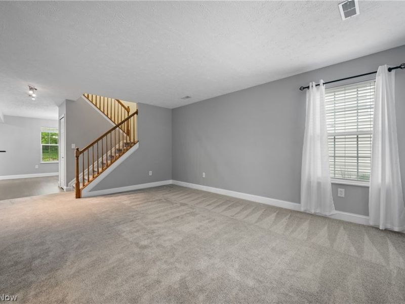 363 Casselberry Place, Twinsburg, OH 44087 Photo 4