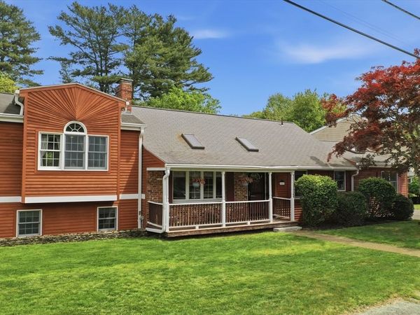 84 Patricia Ln, Weymouth, MA 02190