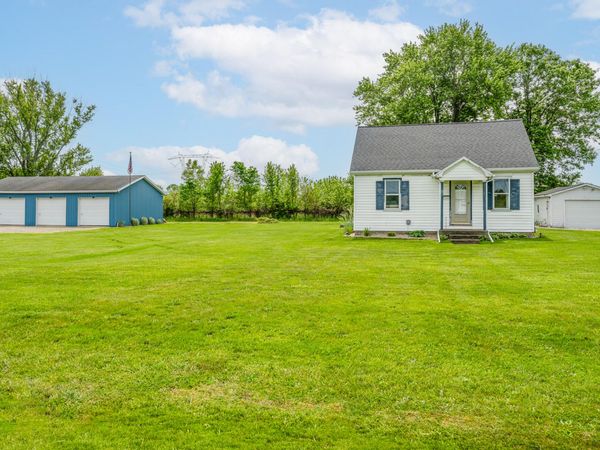 3156 W Lemon Creek Road, Bridgman, MI 49106