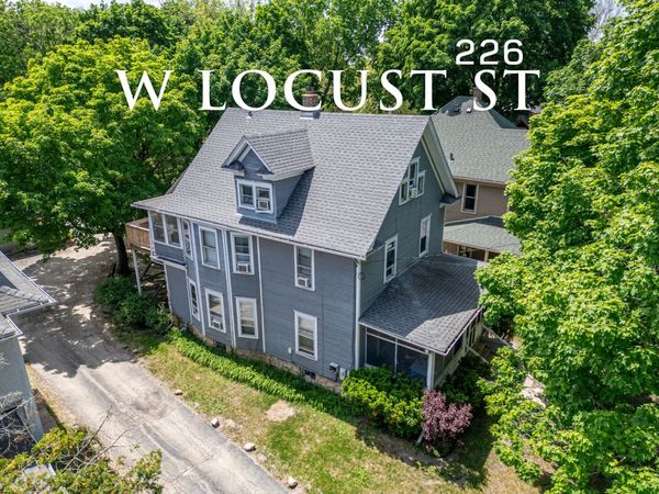 226 W Locust Street , DeKalb, IL 60115