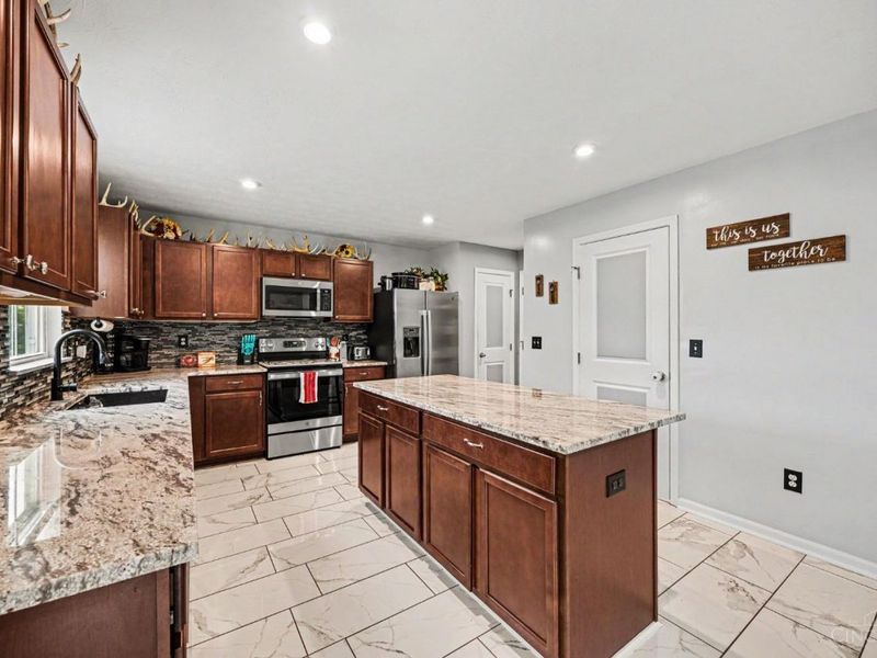 131 Union Station Way, New Richmond, OH 45157 Photo 7