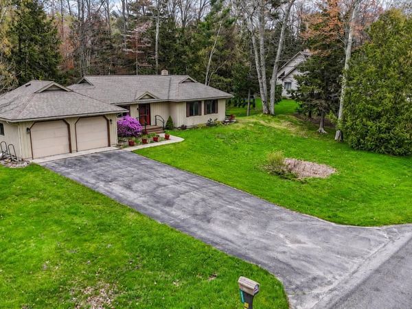 6831 Harbor Drive E, Elk Rapids, MI 49629