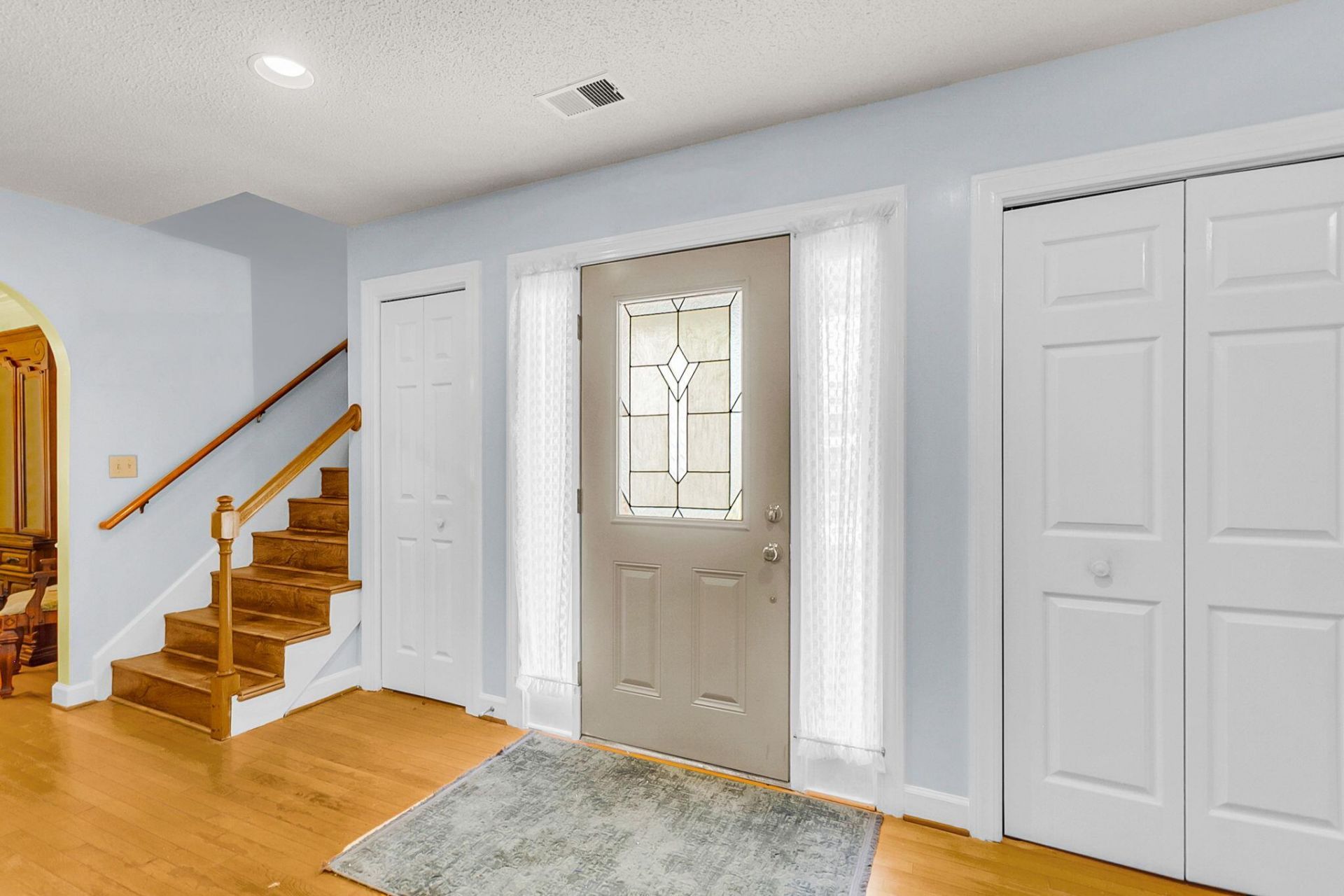 2179 Hunter Creek Drive Photo 11