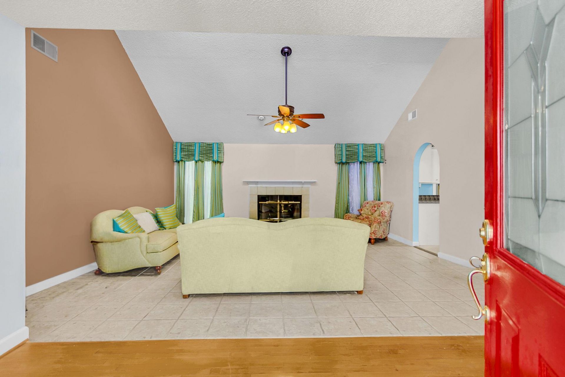2179 Hunter Creek Drive Photo 13
