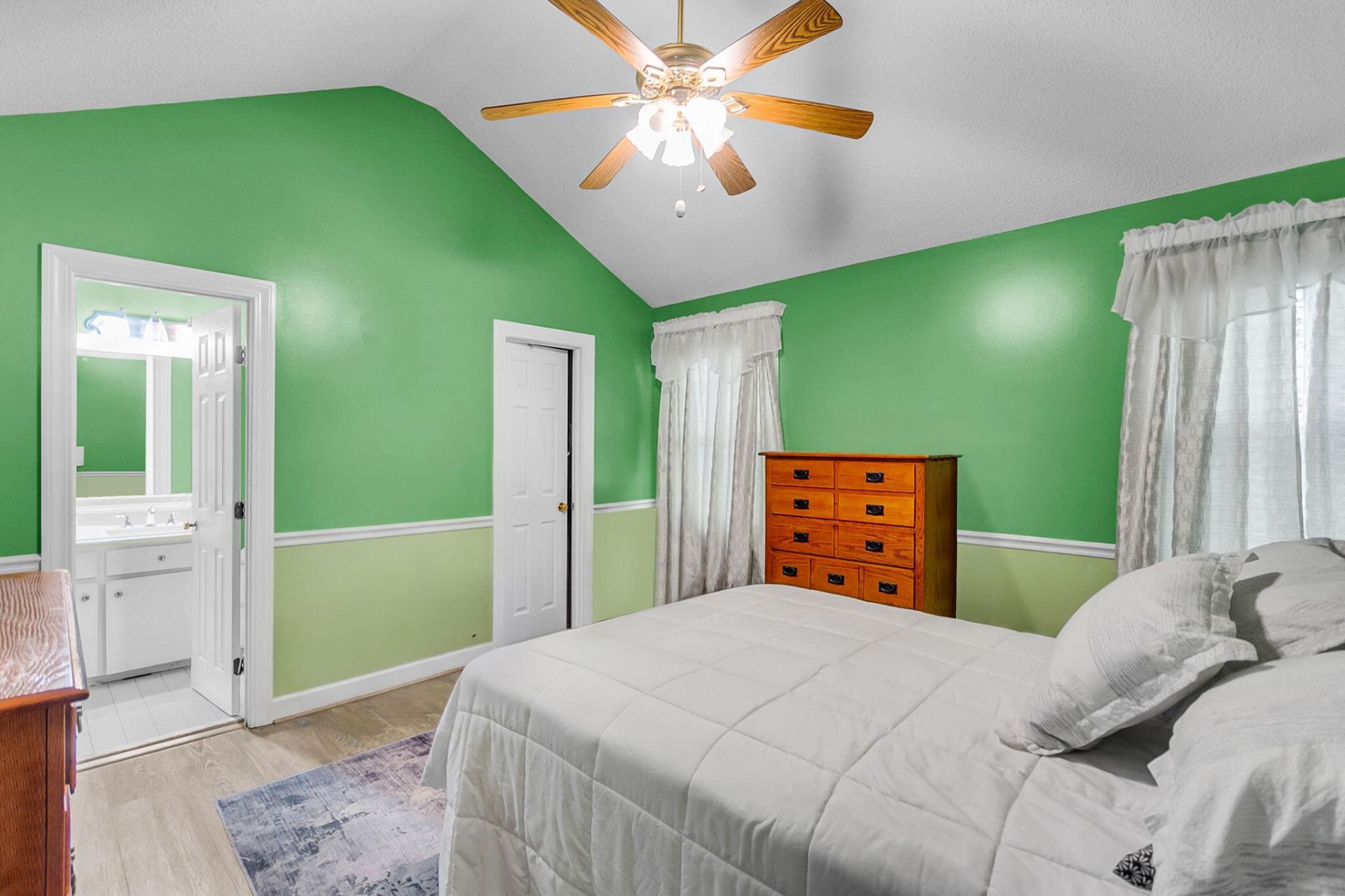 2179 Hunter Creek Drive Photo 32