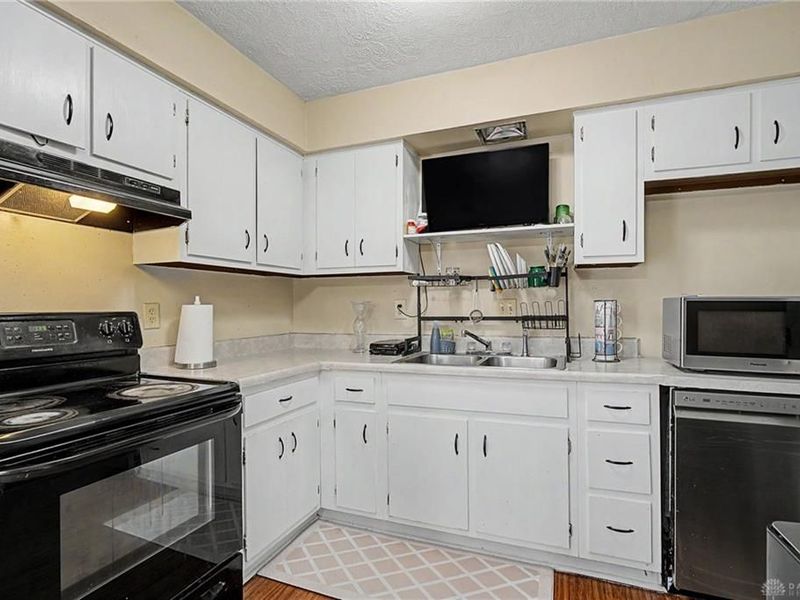 791 Clareridge Lane, Centerville, OH 45458 Photo 7