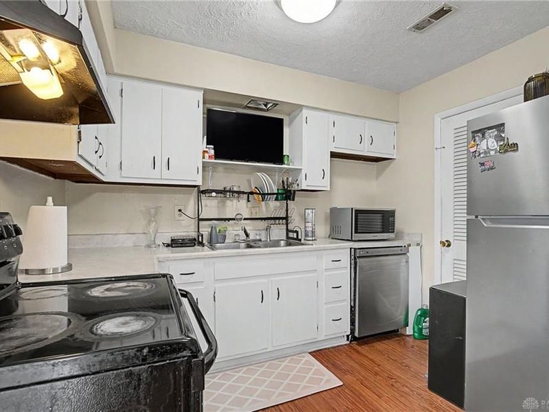 791 Clareridge Lane, Centerville, OH 45458 Photo 8
