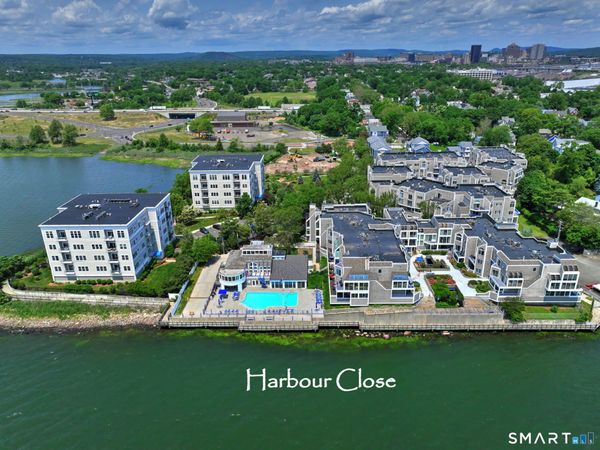 111 Harbour, Unit 111, New Haven, CT 06519