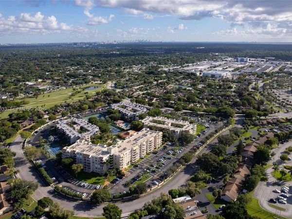 13120 SW 92nd Ave , Unit B505, Miami, FL 33176