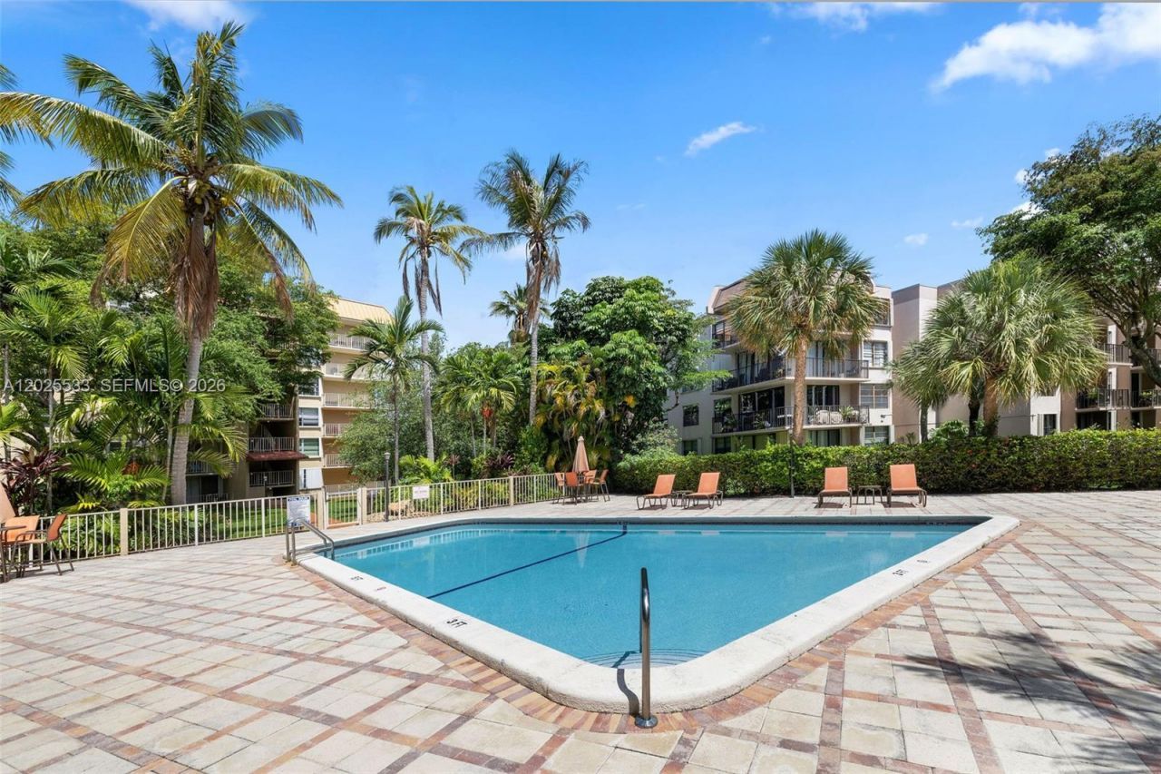13120 SW 92nd Ave , Unit B505, Miami, FL 33176 Photo