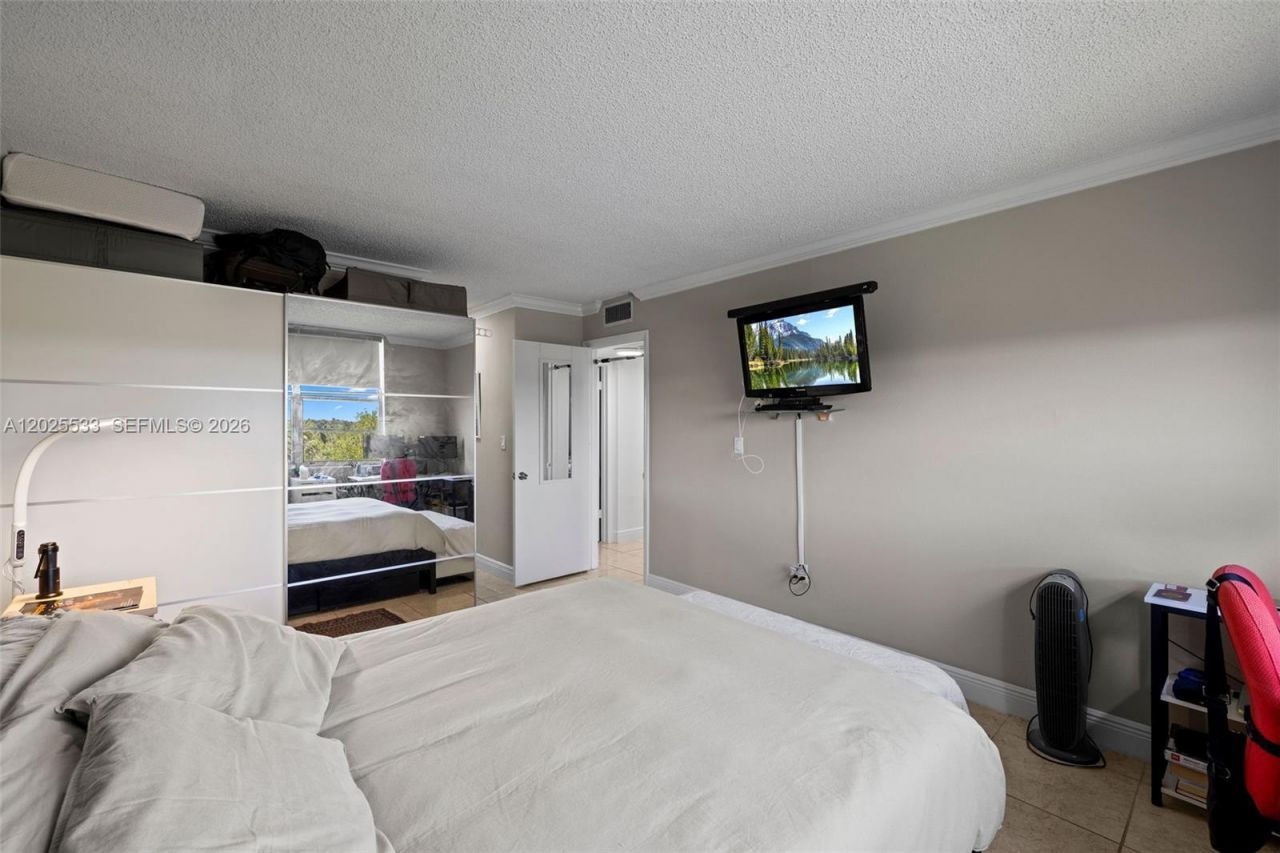 13120 SW 92nd Ave , Unit B505, Miami, FL 33176 Photo