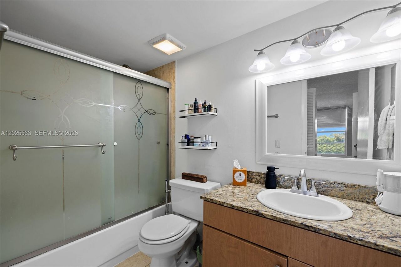 13120 SW 92nd Ave , Unit B505, Miami, FL 33176 Photo