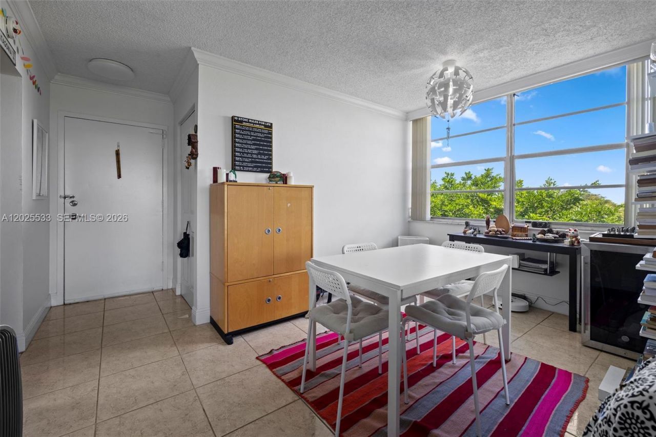 13120 SW 92nd Ave , Unit B505, Miami, FL 33176 Photo