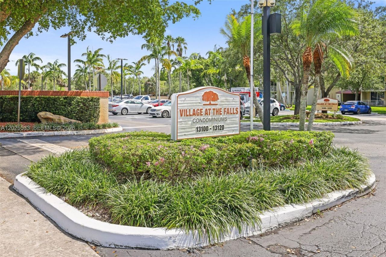 13120 SW 92nd Ave , Unit B505, Miami, FL 33176 Photo